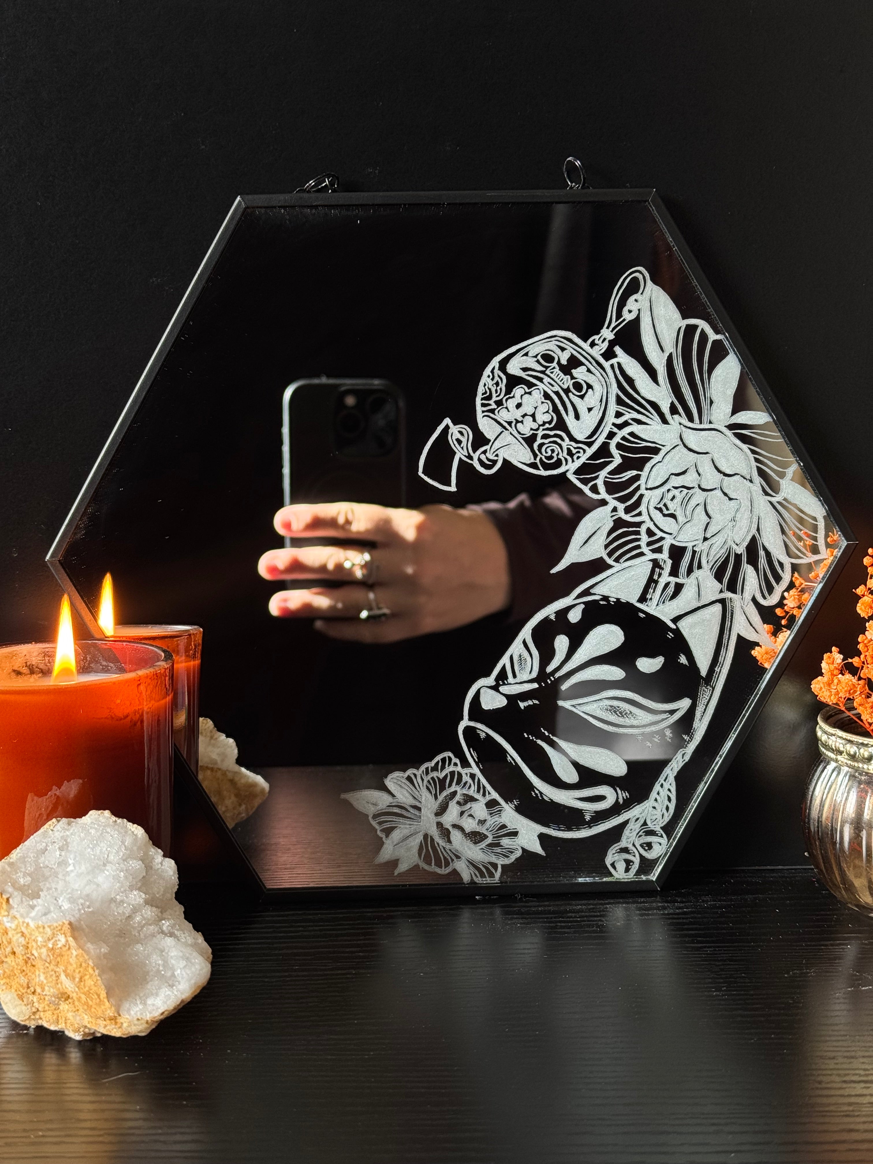 Miroir gravé masque japonais